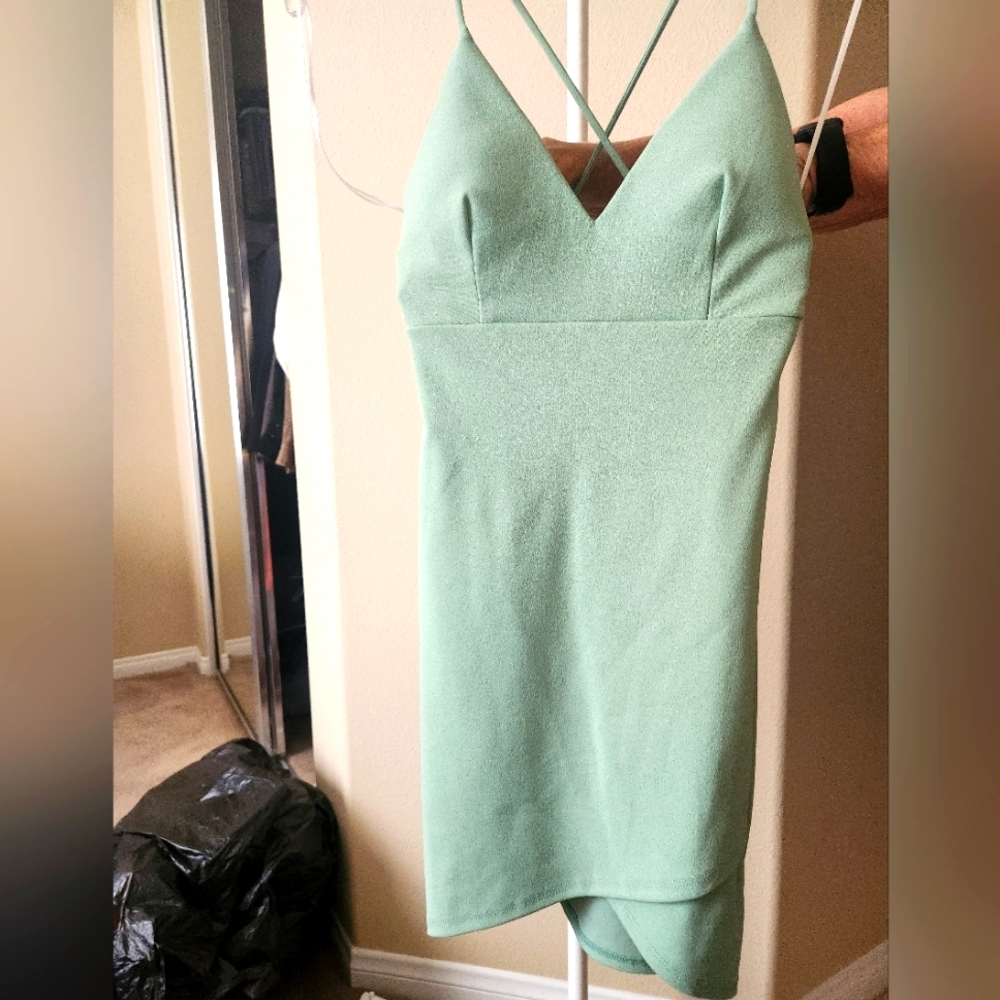 WINDSOR Plunge Neckline Mini Party Dress - Worn Once!!FINAL DROP!